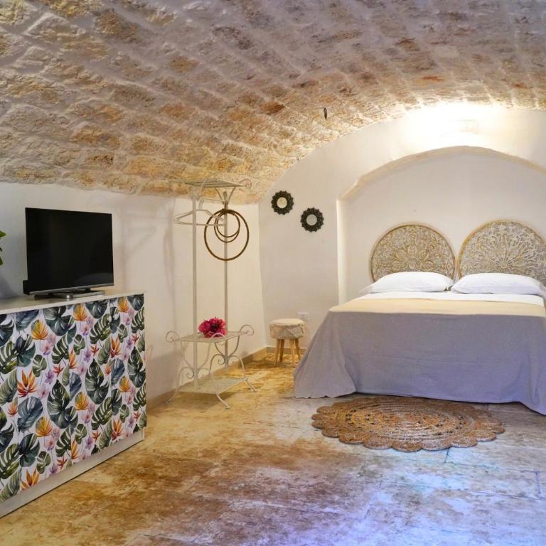 Casa Giardino - RELAX, VISTA, MAGIA nel CUORE BIANCO di OSTUNI - Camera King con Vasca Idromassaggio - 9