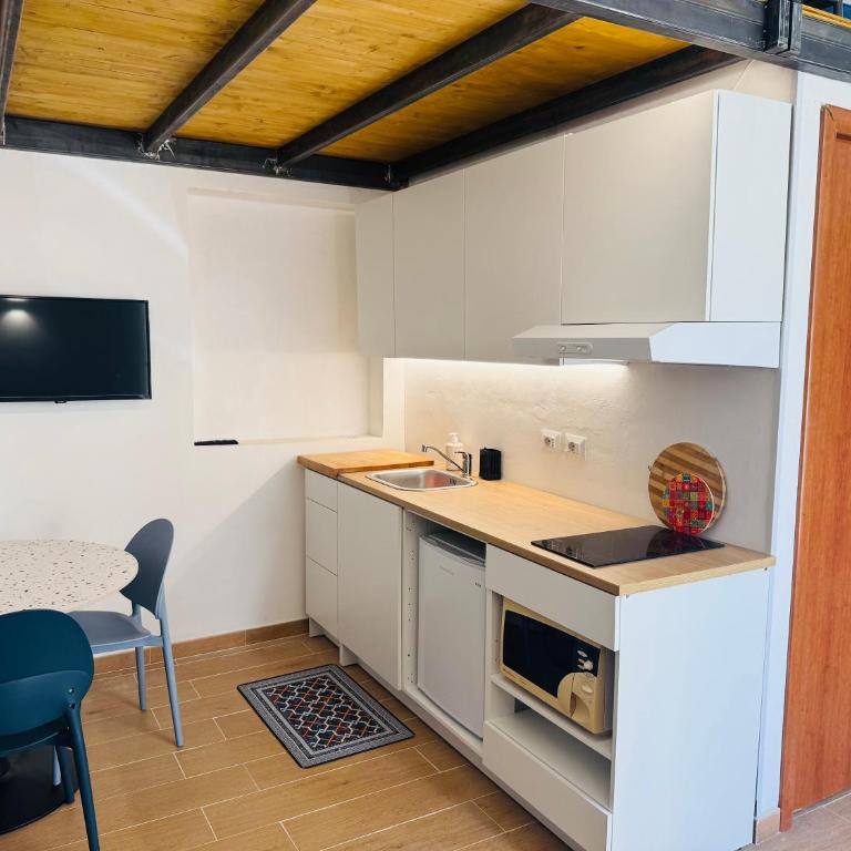 SANTAFE Piccolo LOFT a pochi passi dal centro - Appartamento con 1 Camera da Letto - 16