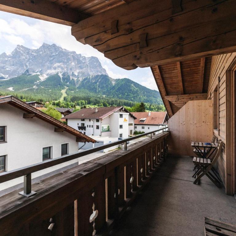 Mellow Mountain Hostel - Camera Tripla con Balcone - 4