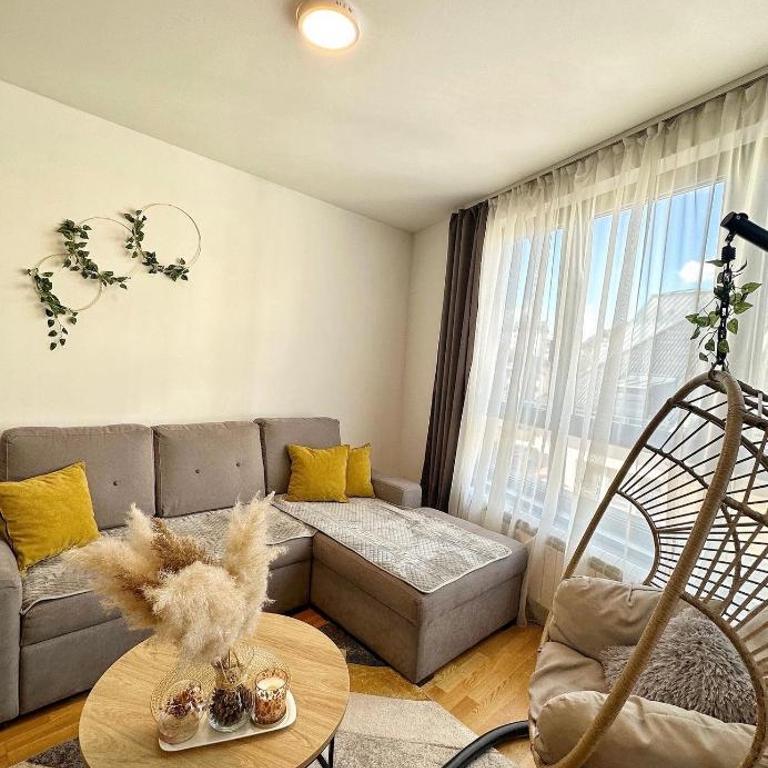 Palace 19 - One-Bedroom Apartment - 5