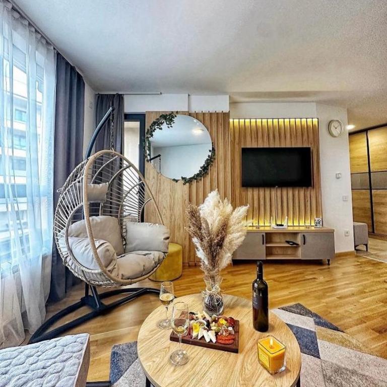 Palace 19 - One-Bedroom Apartment - 10
