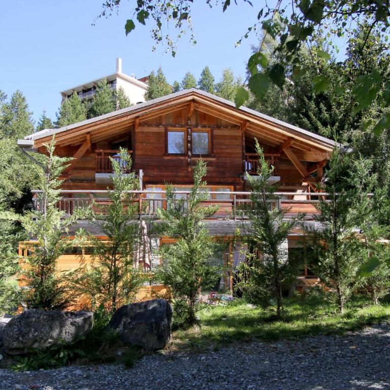 Duplex au Chalet Chantelouve pour 8 personnes à moins de 100 m des remontées mécaniques - Three-Bedroom Apartment with Mountain View - 33