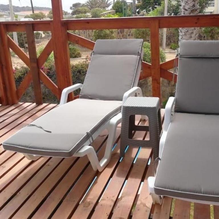 Bella casa frente al mar en Pichidangui, 9 camas - Vacation Home - 9