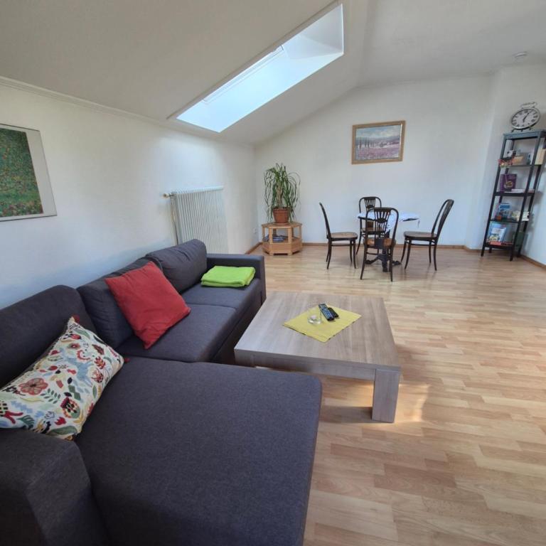 Charmanter Rückzugsort im DG - Apartment mit 2 Schlafzimmern - 2