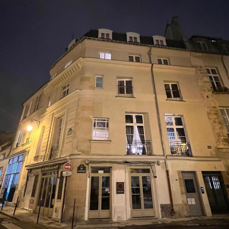 Charming Studio Heart of historic Paris Le Marais - Appartement 1 Chambre - 35