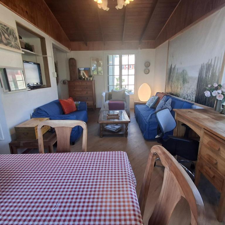 Amplia casa de 3 dormitorios en Guaylandia - Casa de 3 dormitorios - 15