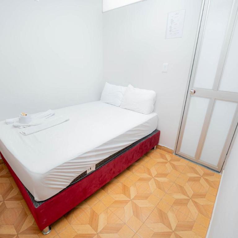Hostal Jaen - Double Room - 1