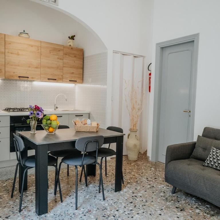 La Maestrina Apartment in Taormina - One-Bedroom Apartment - 17