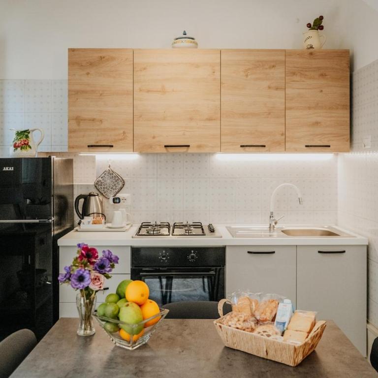 La Maestrina Apartment in Taormina - One-Bedroom Apartment - 34