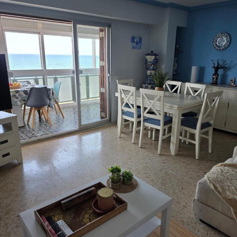 Ca Ulises Frente al mar, pensado para desconectar - Apartamento de 3 dormitorios - 2