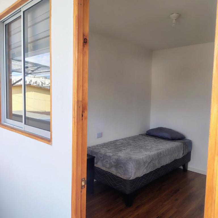 Habitación Privada Los Dominicos - Habitación Individual con vistas a la montaña - 4