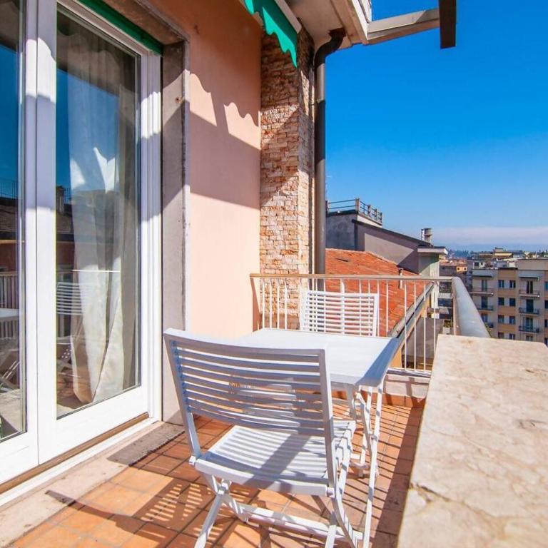 VeronaVera Casa Dante - Appartamento con 2 Camere da Letto - 4
