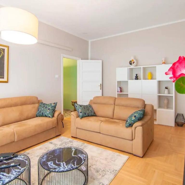 VeronaVera Casa Dante - Appartamento con 2 Camere da Letto - 1