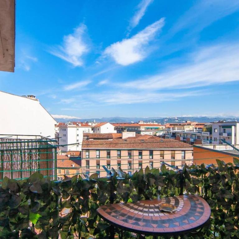 VeronaVera Casa Dante - Appartamento con 2 Camere da Letto - 17