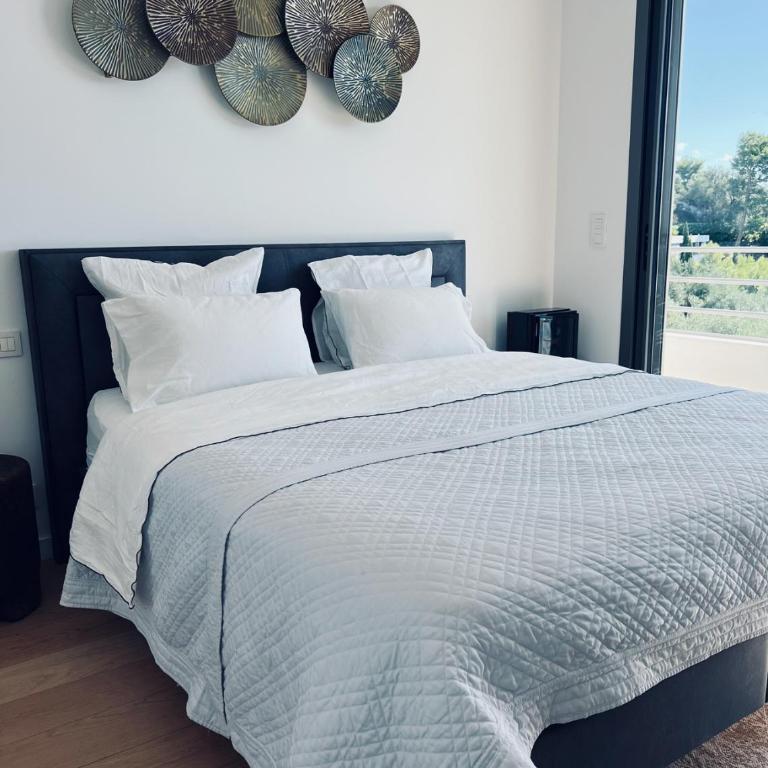 Contemporary Villa with Sea View, Infinity Swimming pool, Gym , Cinema room,Lift - Villa - 8