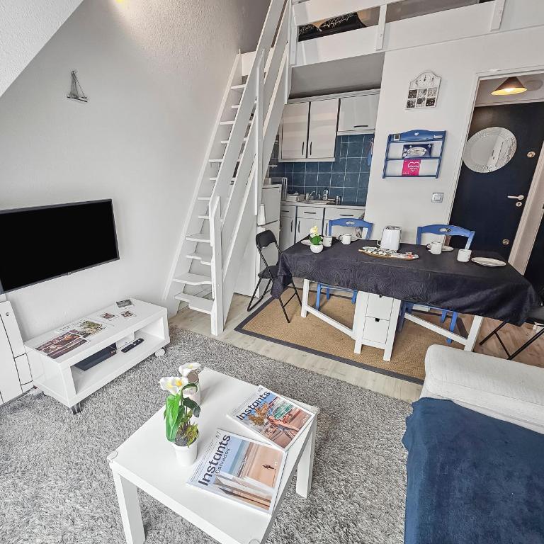 Duplex vue mer, balcon, parking privé - Appartement 2 Chambres - Vue sur Mer - 13