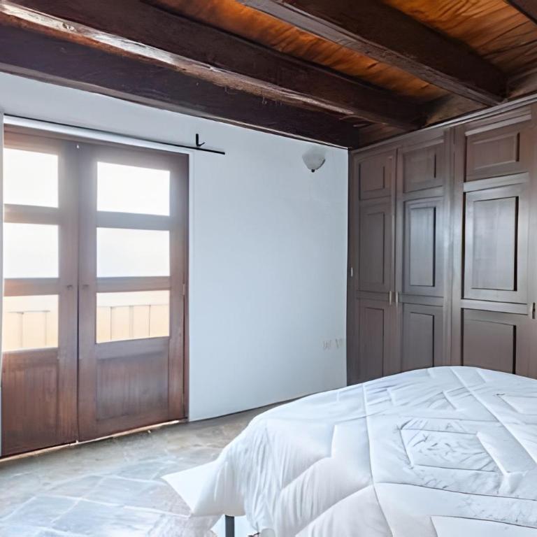 Amplia Casa en el Corazón del Centro | 4hab + Est - Casa de 4 dormitorios - 13