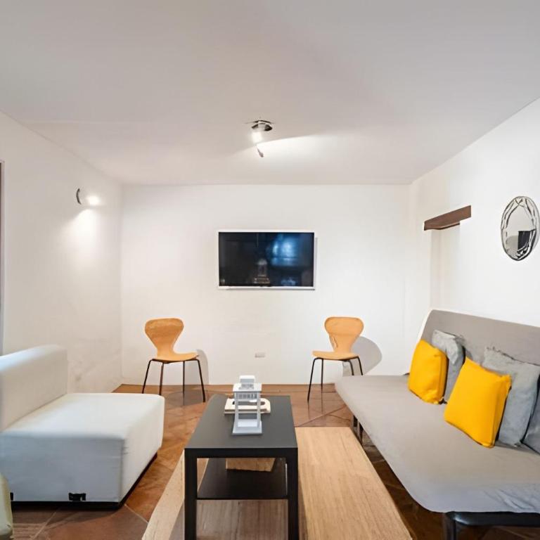 Amplia Casa en el Corazón del Centro | 4hab + Est - Casa de 4 dormitorios - 34