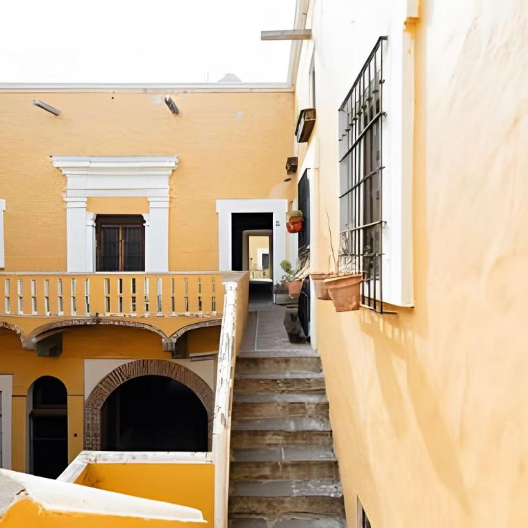 Amplia Casa en el Corazón del Centro | 4hab + Est - Casa de 4 dormitorios - 47