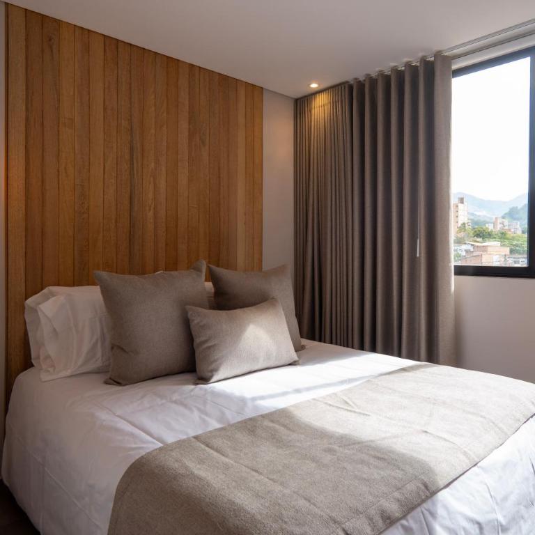 99Rentall Apt privado por piso WiFi y parqueadero privado, ubicacion Top - Three-Bedroom Apartment - 19