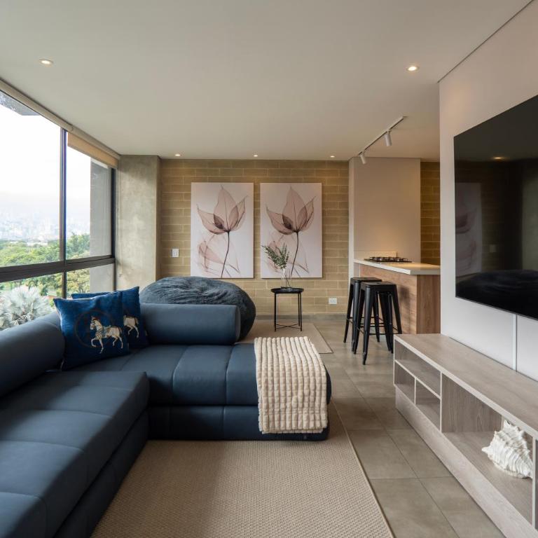 99Rentall Apt privado por piso WiFi y parqueadero privado, ubicacion Top - Three-Bedroom Apartment with Mountain View - 5