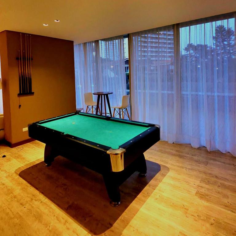 Wind Luxe Escape - Two-Bedroom Apartment with Terrace - 7