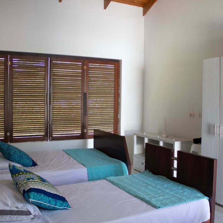Villa María Lilia Casa con piscina y jacuzzi privado - Villa - 3