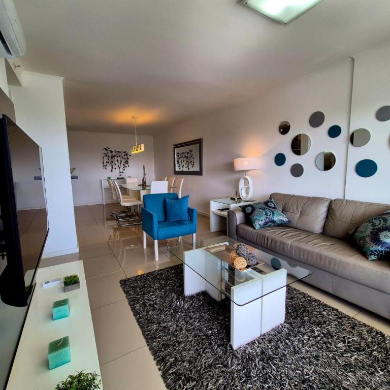 Wind Luxe Escape - Two-Bedroom Apartment with Terrace - 21