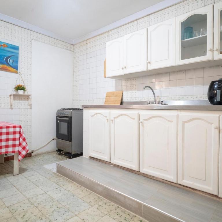 Casa Caribe, excellent location in Bocagrande - Three-Bedroom Home - 29