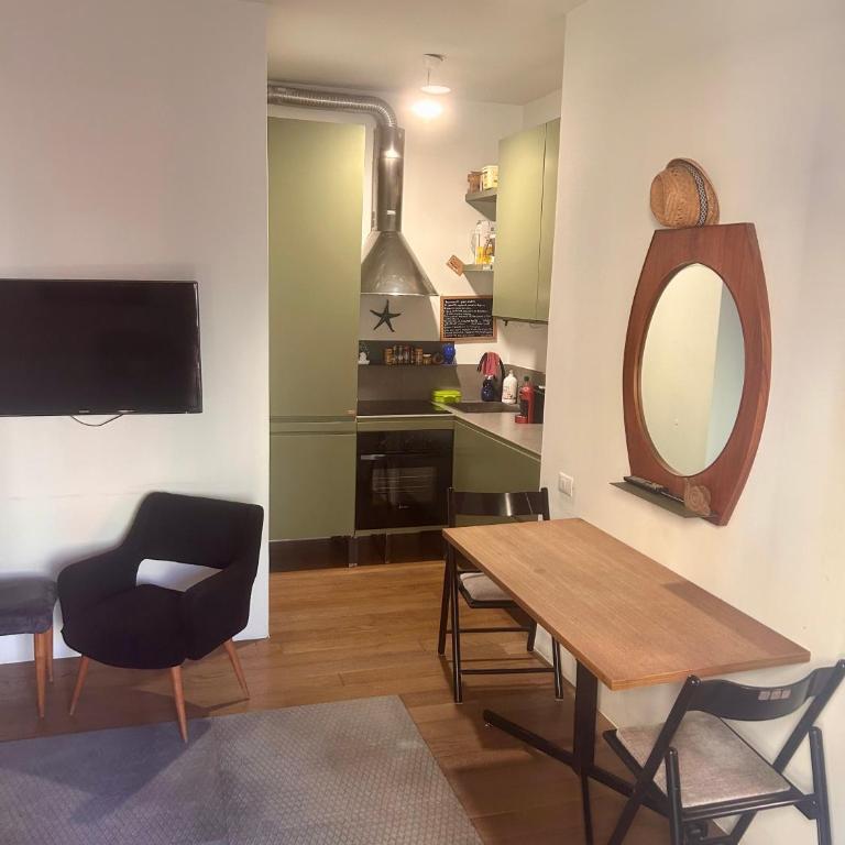 Very comfortable loft design Mid-Century Modena center - Appartamento con 2 Camere da Letto - 11