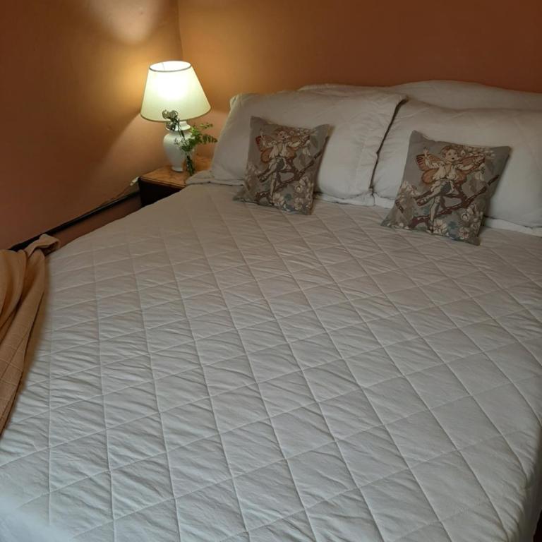 Delta Rose Farm l - Two-Bedroom House - 2