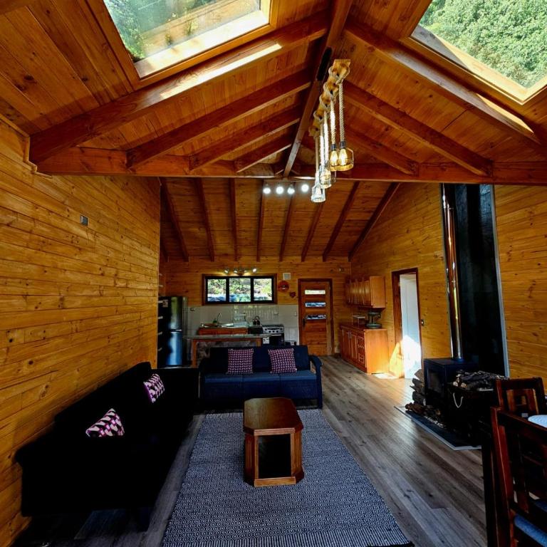 CASA CON VISTA AL VOLCAN Y TINAJA a MINUTOS del CENTRO PUCON - One-Bedroom House - 5