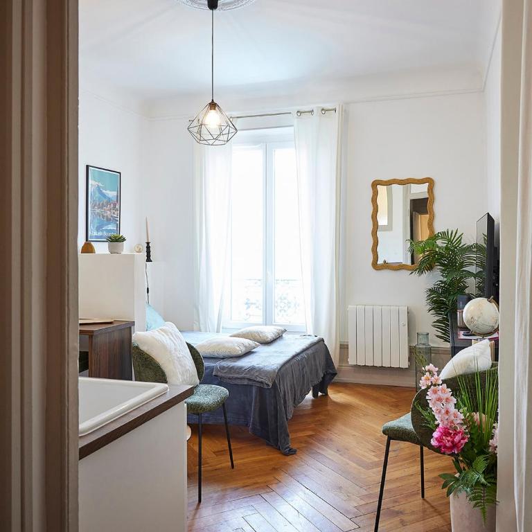 Charmant studio avec vue et WiFi à Aix-les-Bains - FR-1-555-119 - Studio - 2