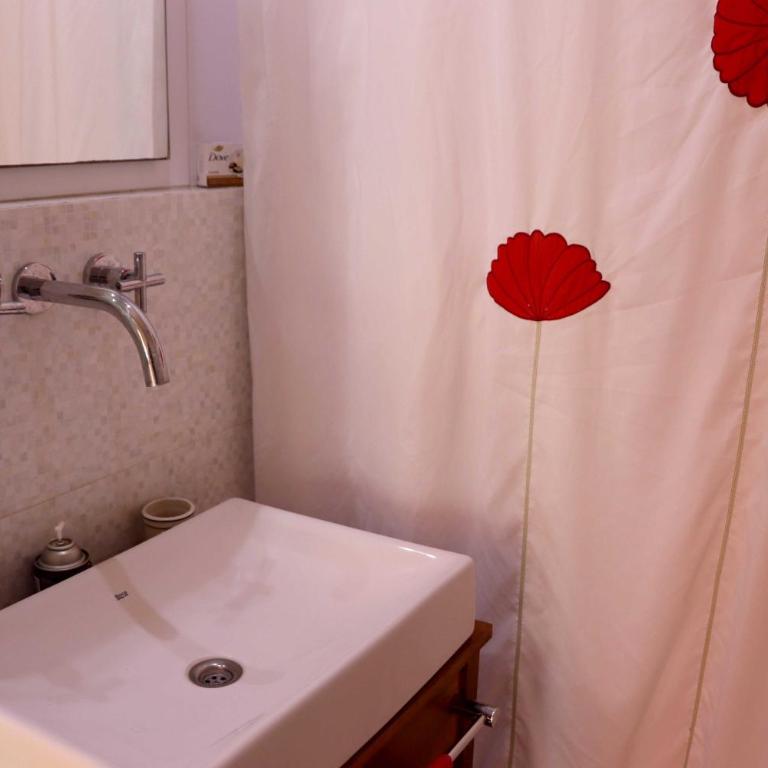 3 ambientes en La Perla a 2 cuadras del mar - Apartamento de 3 dormitorios - 11