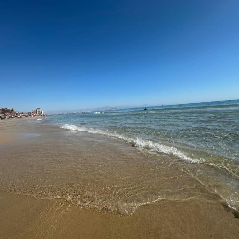 Beach House Renata - Three-Bedroom House - 32