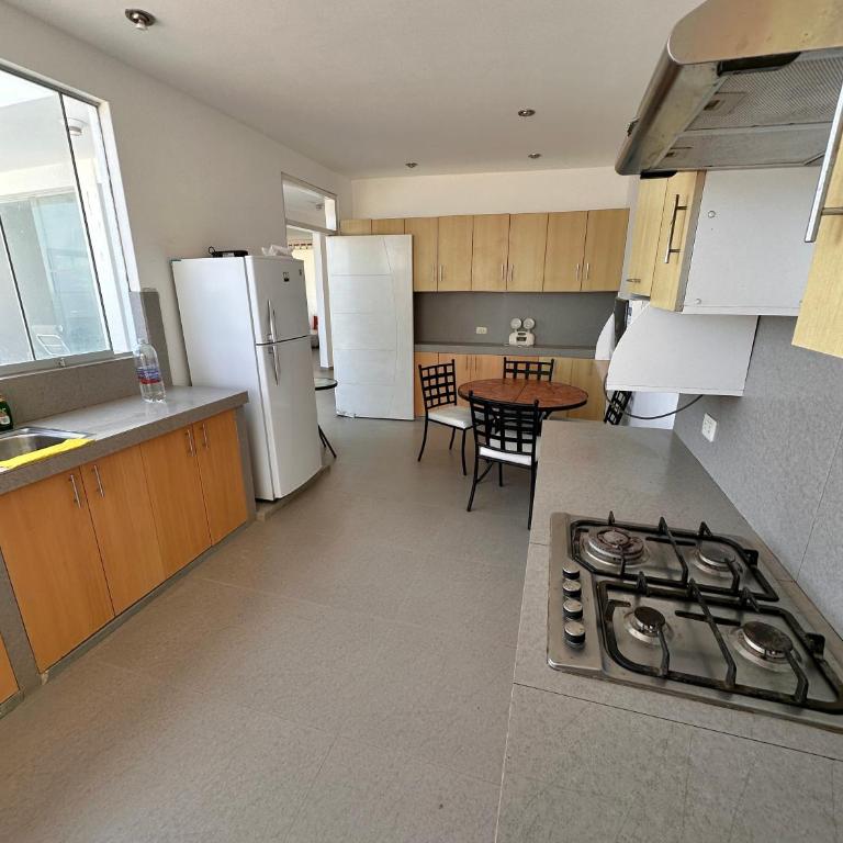 Casa Bahía El Ñuro - Six-Bedroom House - 3