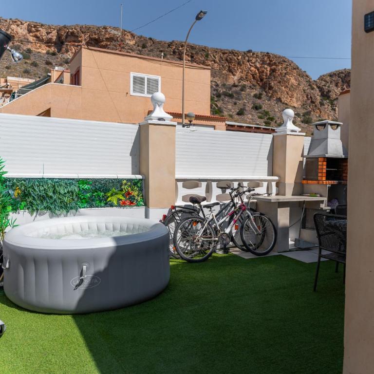Villa para 12 personas en Santa Pola, frente a isla Tabarca - Four-Bedroom Vacation Home - 32