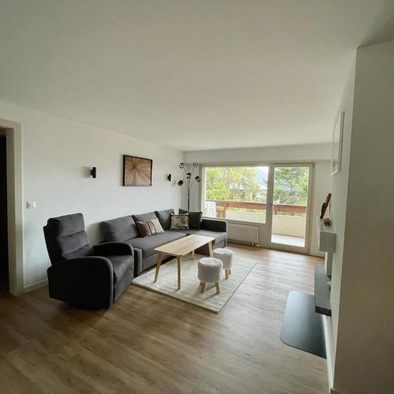 Appartement spacieux idéalement situé - Appartement 3 Chambres avec Balcon - 15