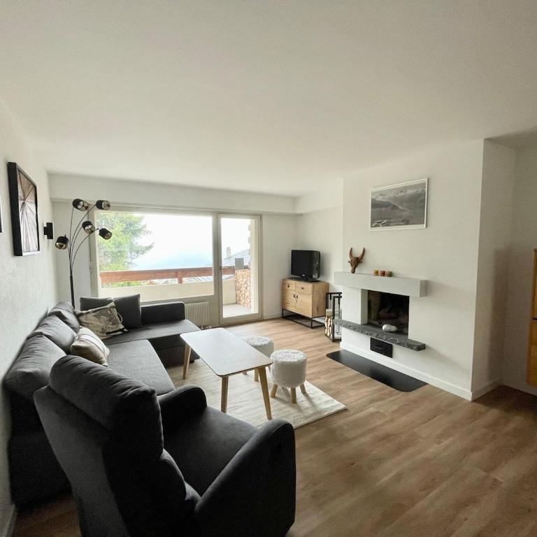 Appartement spacieux idéalement situé - Appartement 3 Chambres avec Balcon - 1