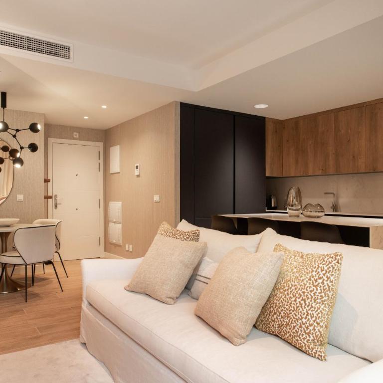 Arturo Soria Luxe en Madrid - Two-Bedroom Apartment with Terrace - 2