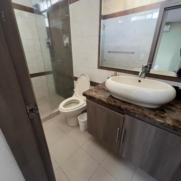 Aparta Suites La Flora- Infinity Living - Apartamento de 2 dormitorios - 4