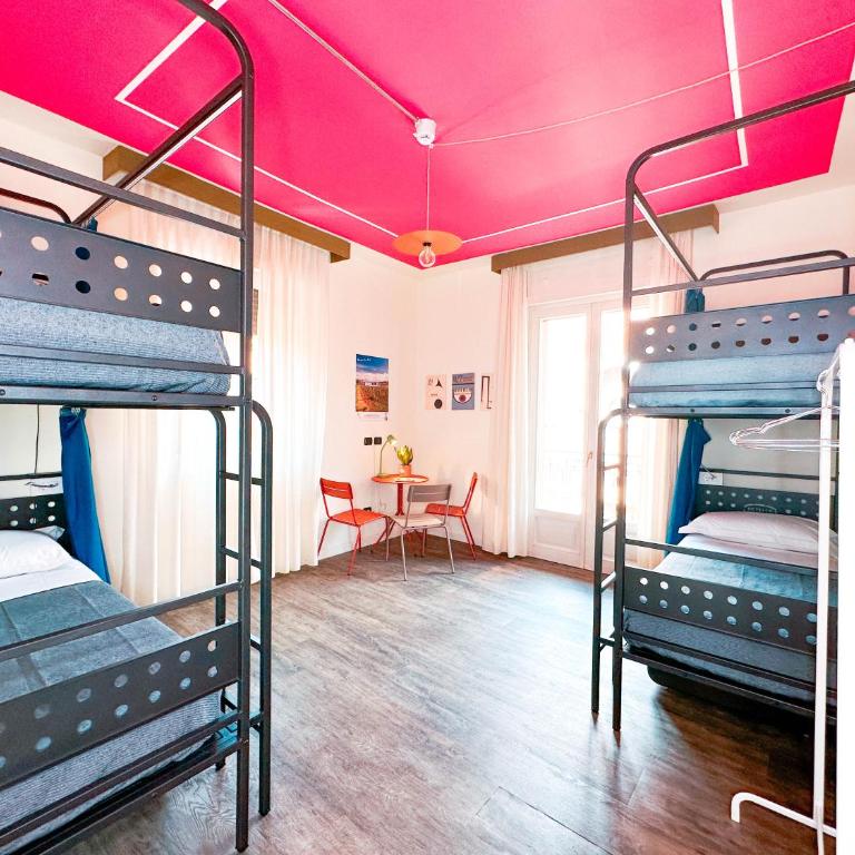 Ostello Bello Bologna - Posto Letto in Dormitorio Misto con 8 Letti - 7