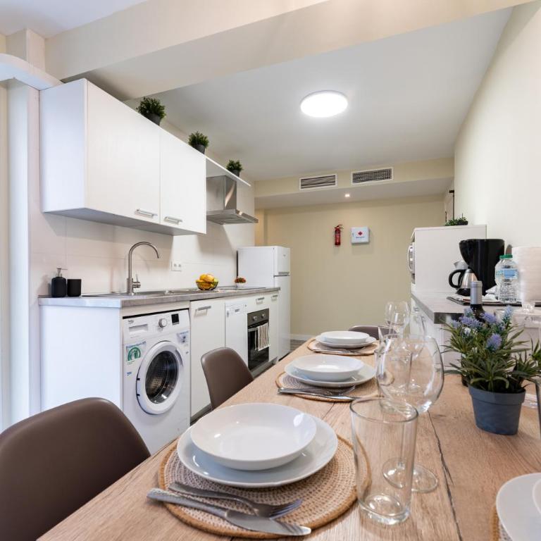 MalagaSuite Central Marmoles - Apartamento de 2 dormitorios - 1