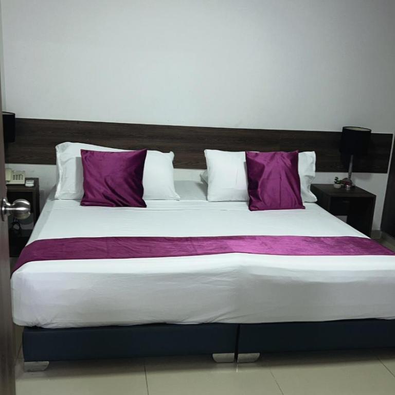 Aparta Suites La Flora- Infinity Living - Apartamento de 2 dormitorios - 28