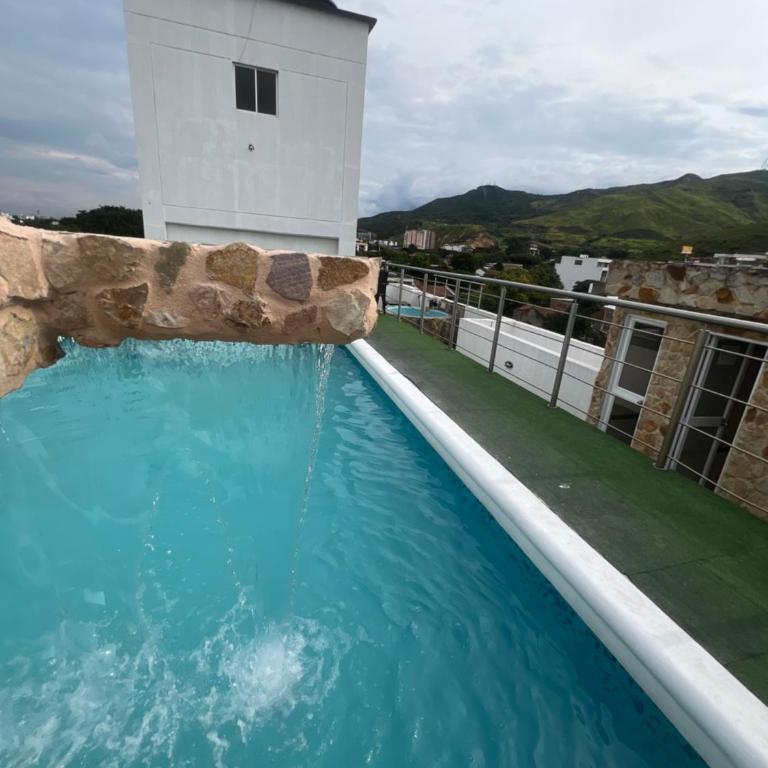 Aparta Suites La Flora- Infinity Living - Apartamento de 2 dormitorios - 65