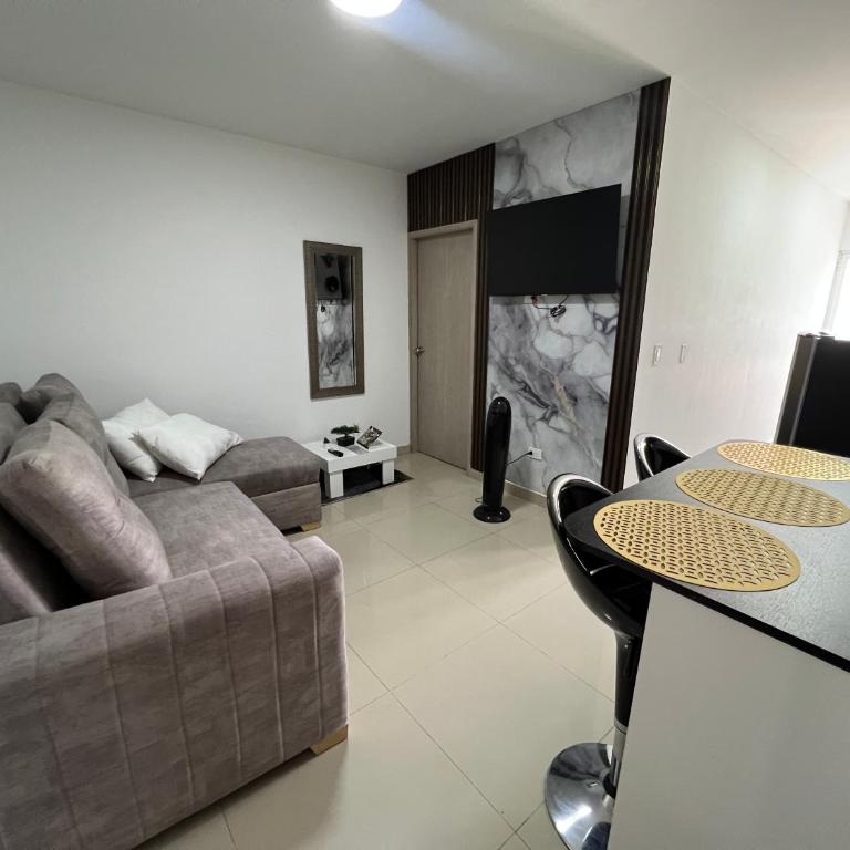 Aparta Suites La Flora- Infinity Living - Apartamento de 2 dormitorios - 40