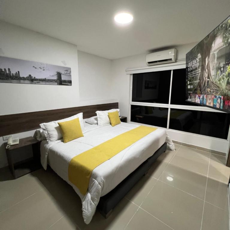 Aparta Suites La Flora- Infinity Living - Apartamento de 2 dormitorios - 76