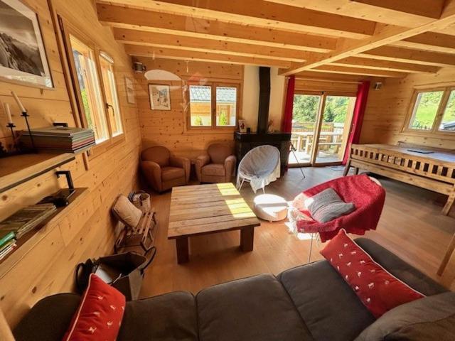 Individual chalet for up to 12 people maximum - Chalet - 8