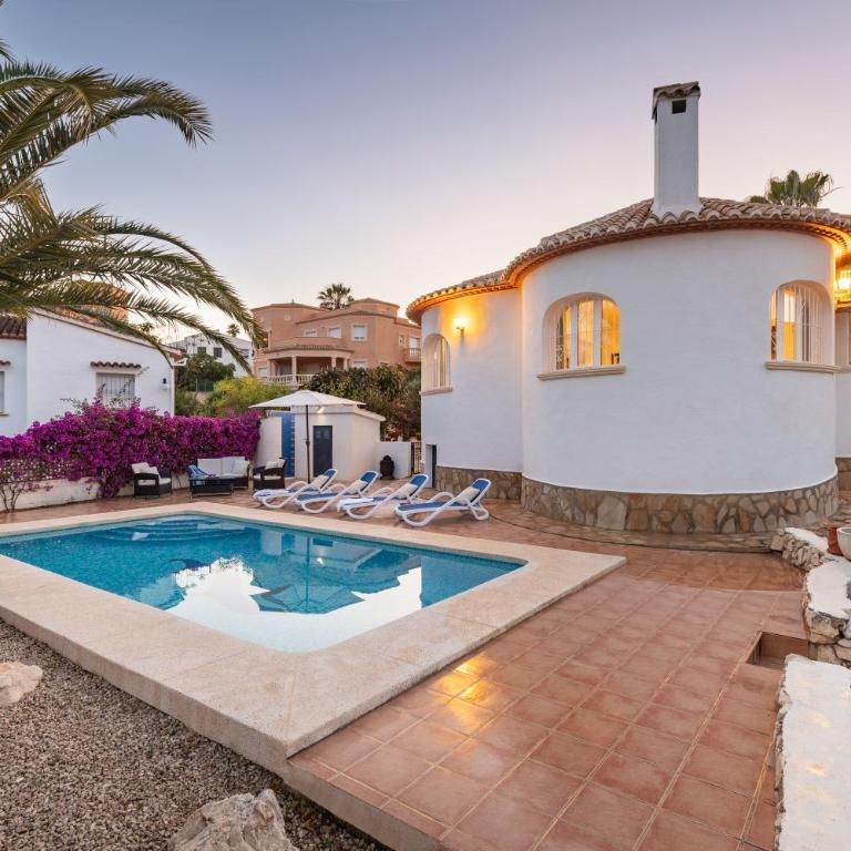 Villa Mackay by Abahana Villas - Villa - 23