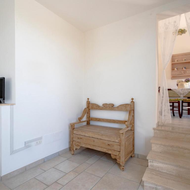 GuestHost - Contrada Mavugliola Apartments with Patio and Parking - One-Bedroom Apartment - 13